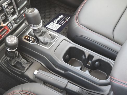 New 2026 Jeep Gladiator Rubicon AWD/4WD image 16