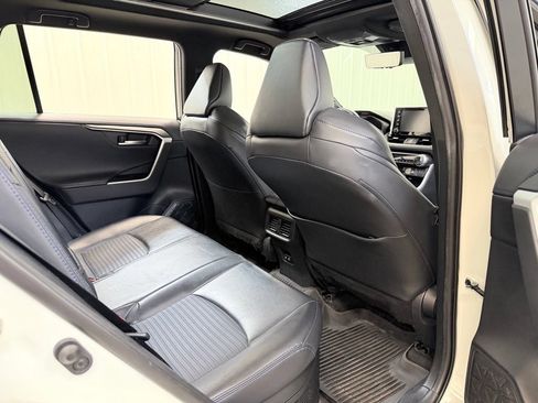 Used 2020 Toyota RAV4 XSE AWD/4WD image 29