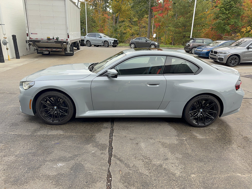 Used 2024 BMW M2 w/ Lighting Package RWD image 2