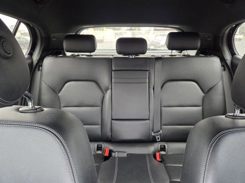 Used 2017 Mercedes-Benz GLA 250 image 18