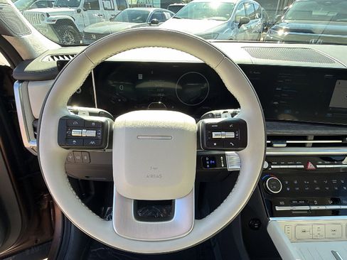 Used 2024 Hyundai Santa Fe Calligraphy image 29