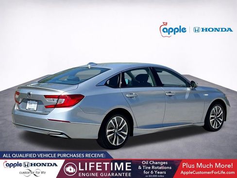 Used 2021 Honda Accord EX image 3