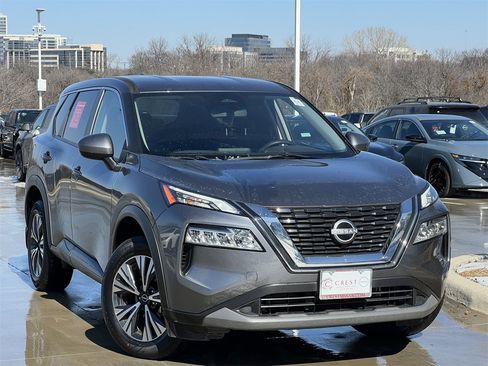Certified 2023 Nissan Rogue SV image 2