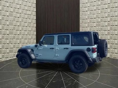 Certified 2024 Jeep Wrangler Unlimited AWD/4WD image 8