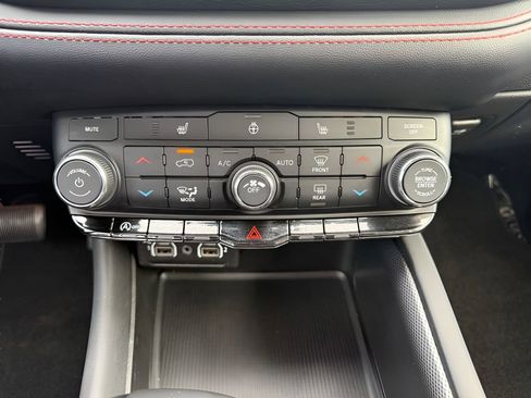 Used 2026 Dodge Durango GT AWD/4WD image 34