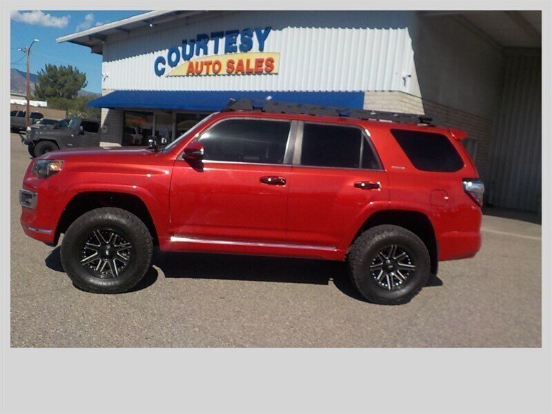 Used 2019 Toyota 4Runner Limited AWD/4WD image 3
