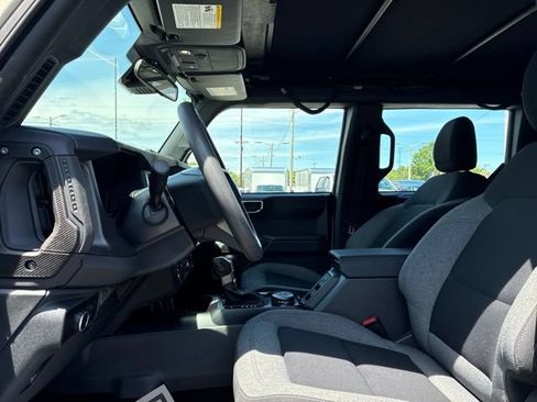 Used 2025 Ford Bronco 4-Door AWD/4WD image 22