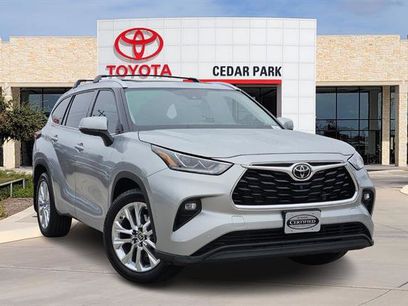 Certified 2022 Toyota Highlander Limited