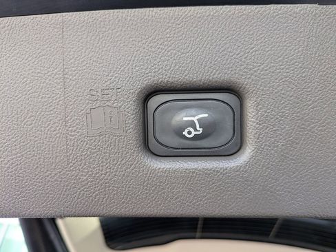 Used 2022 Lincoln Nautilus AWD w/ Premium Package image 15