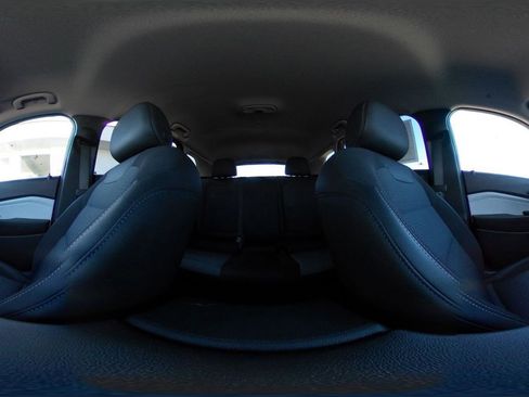 Used 2025 Chevrolet Trax LT image 41