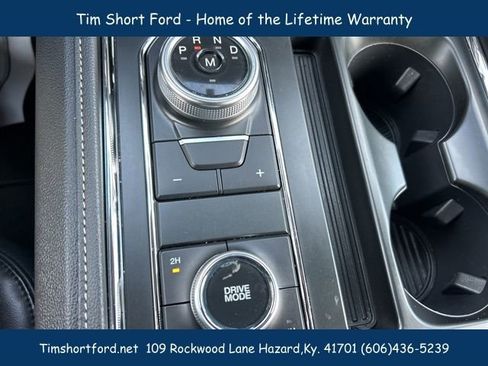 Used 2024 Ford Expedition XLT image 14