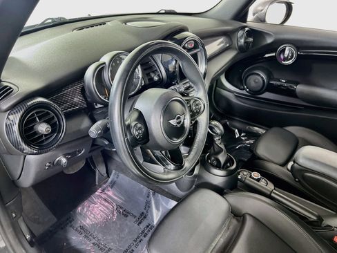 Used 2018 MINI Cooper S FWD image 9