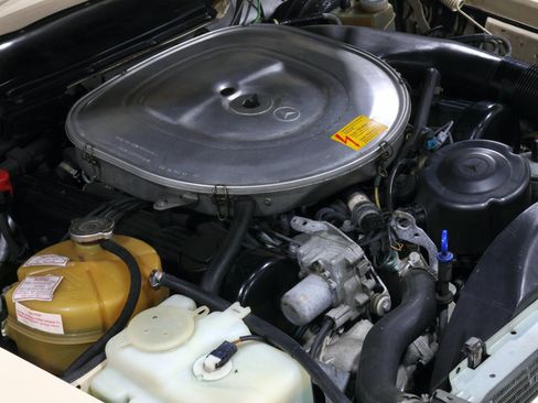Used 1987 Mercedes-Benz 560 SL image 99