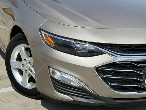 Used 2024 Chevrolet Malibu LS FWD image 3