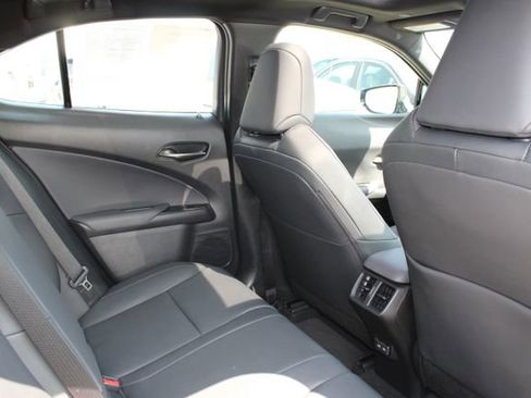 Certified 2023 Lexus UX 250h FWD w/ Accessory Package (Z1) image 7