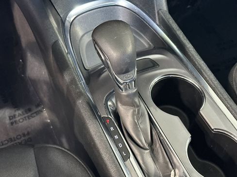 Used 2023 Chevrolet Malibu LT FWD image 21