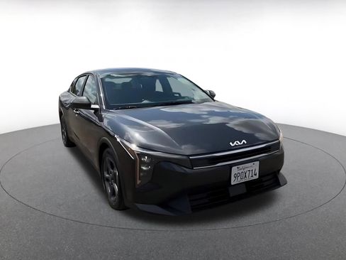 Used 2025 Kia K4 FWD image 9
