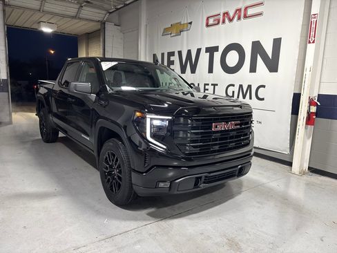 New 2026 GMC Sierra 1500 Elevation image 2