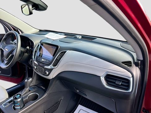 Used 2019 Chevrolet Equinox Premier image 28