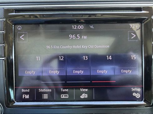 Used 2016 Volkswagen Tiguan SE AWD/4WD image 19