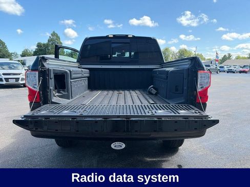 Used 2018 Nissan Titan SL w/ Texas Titan Edition AWD/4WD image 8