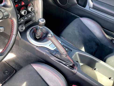 Used 2017 Subaru BRZ Limited image 16