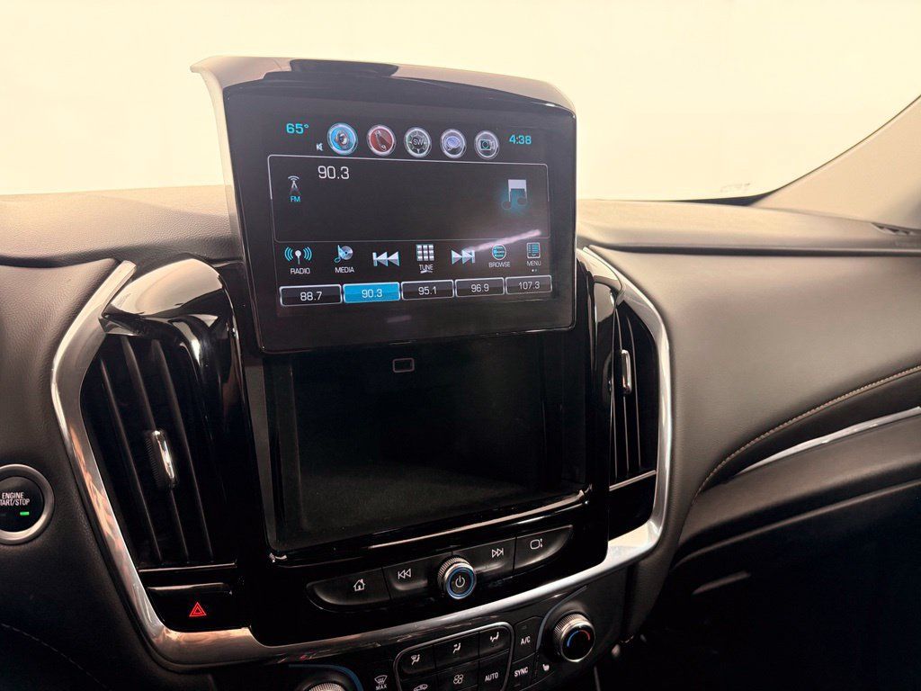 Used 2019 Chevrolet Traverse RS w/ LPO, Floor Liner Package FWD image 36