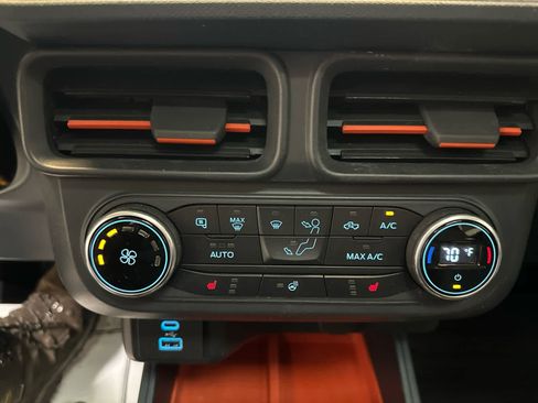 Used 2022 Ford Maverick XLT w/ Equipment Group 300A Standard image 17