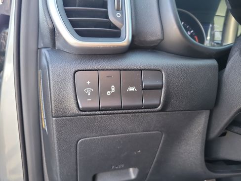 Used 2021 Kia Sportage S image 32