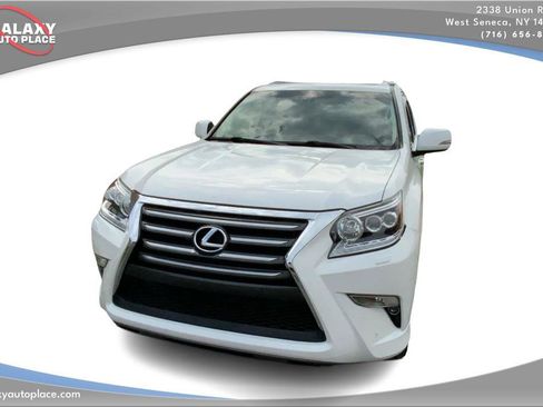 Used 2018 Lexus GX 460 Premium AWD/4WD image 2