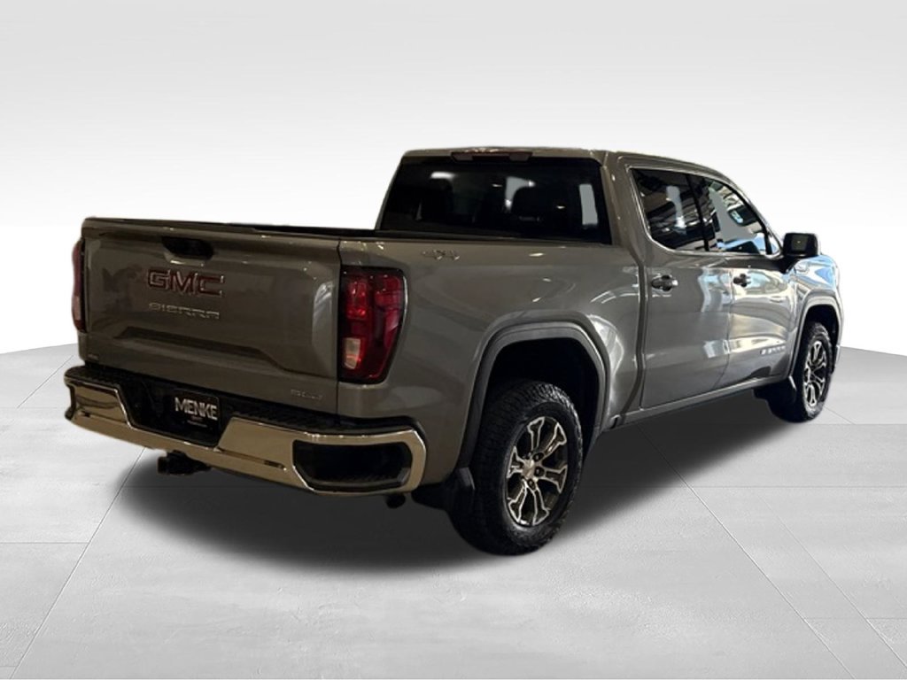 Used 2023 GMC Sierra 1500 SLE AWD/4WD image 7