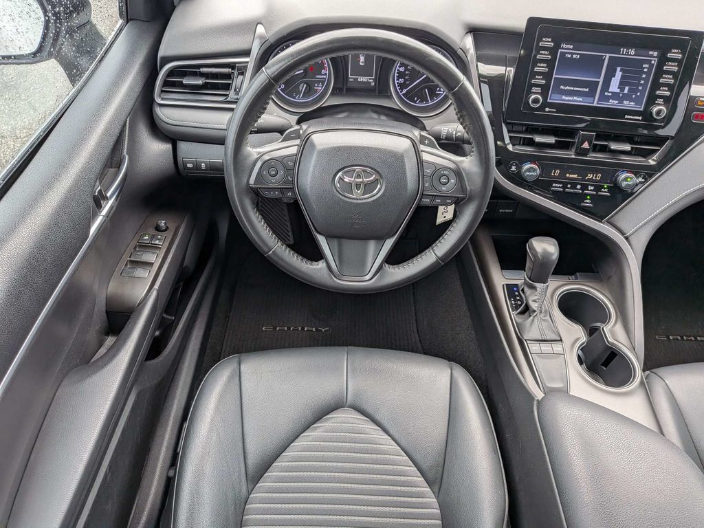Used 2023 Toyota Camry SE FWD image 14