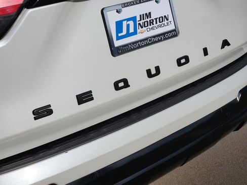 Used 2024 Toyota Sequoia Platinum image 15