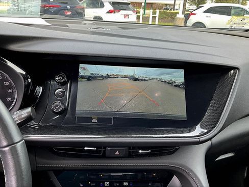 Used 2023 Buick Envision Essence image 5