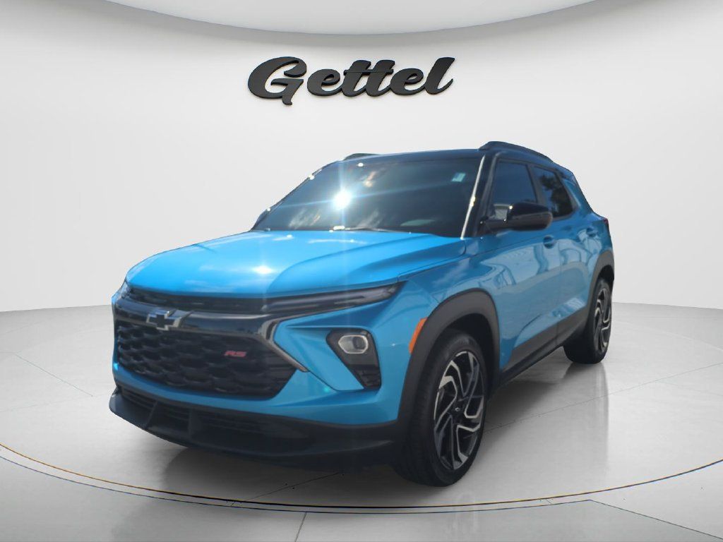 Used 2025 Chevrolet TrailBlazer RS w/ Convenience Package FWD image 1