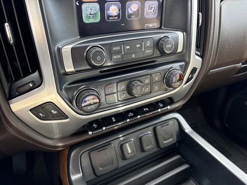 Used 2018 GMC Sierra 1500 SLT w/ SLT Premium Package image 25