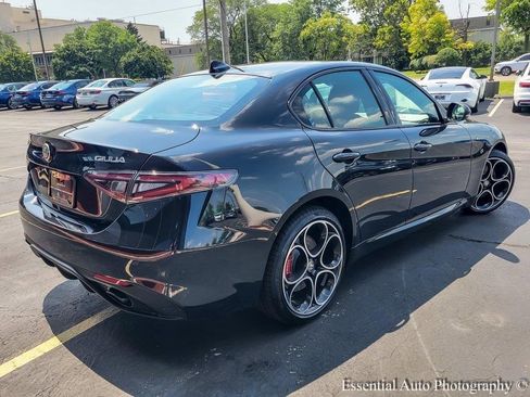 New 2025 Alfa Romeo Giulia AWD w/ Veloce Package AWD image 7