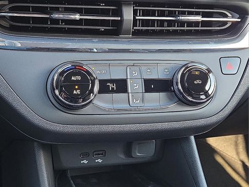 New 2026 Buick Envista Preferred w/ Convenience II Package image 18