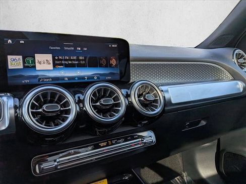 Certified 2026 Mercedes-Benz GLB 250 4MATIC image 13