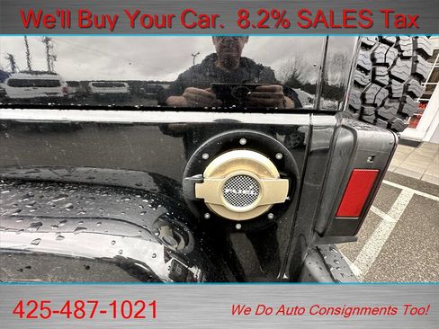 Used 2012 Jeep Wrangler Unlimited Rubicon w/ Connectivity Group image 9