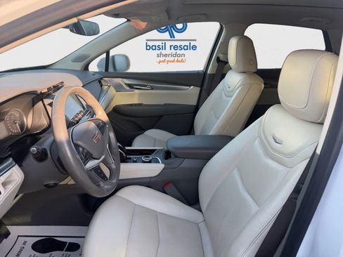 Used 2022 Cadillac XT5 Premium Luxury AWD/4WD image 11