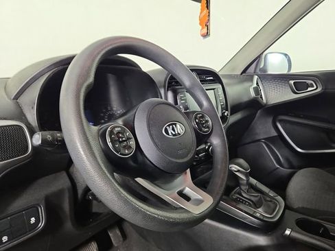 Used 2021 Kia Soul S FWD image 14