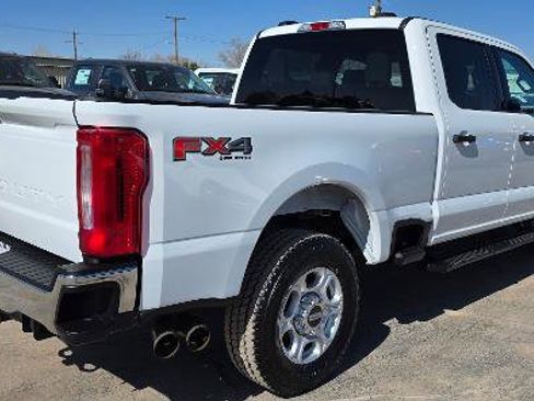 Certified 2025 Ford F250 XLT w/ FX4 Off-Road Package AWD/4WD image 4