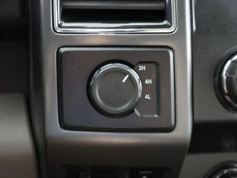 Used 2019 Ford F250 XLT image 15