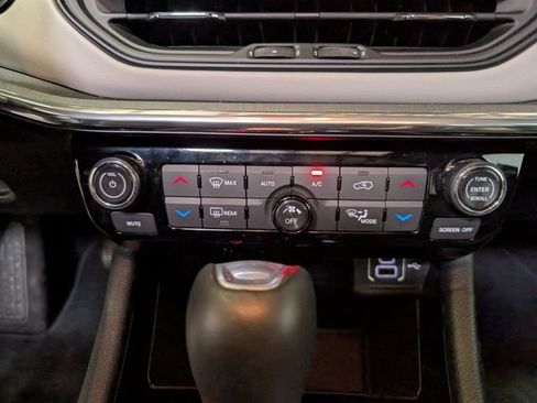 Used 2024 Jeep Compass Limited w/ Sun and Sound Group AWD/4WD image 23