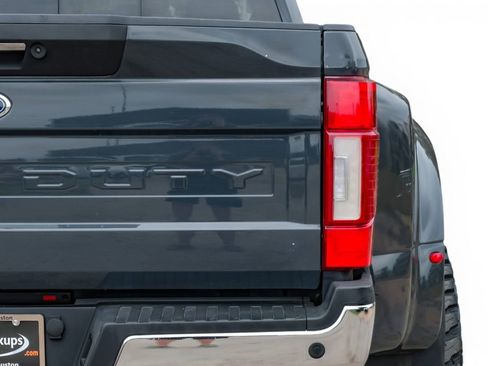 Used 2021 Ford F350 Lariat w/ Lariat Ultimate Package AWD/4WD image 53