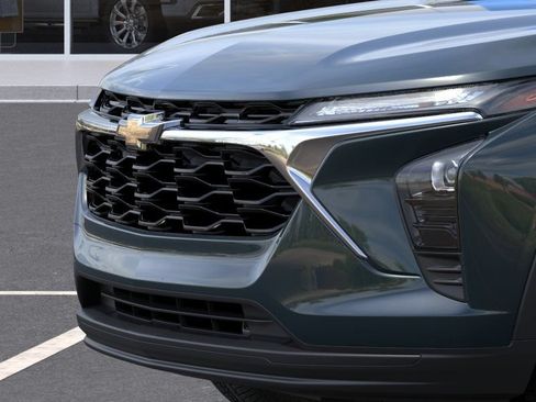 New 2026 Chevrolet Trax LS w/ LS Convenience Package FWD image 13