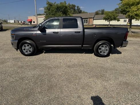Used 2025 RAM 2500 Big Horn w/ Bed Convenience Group image 6