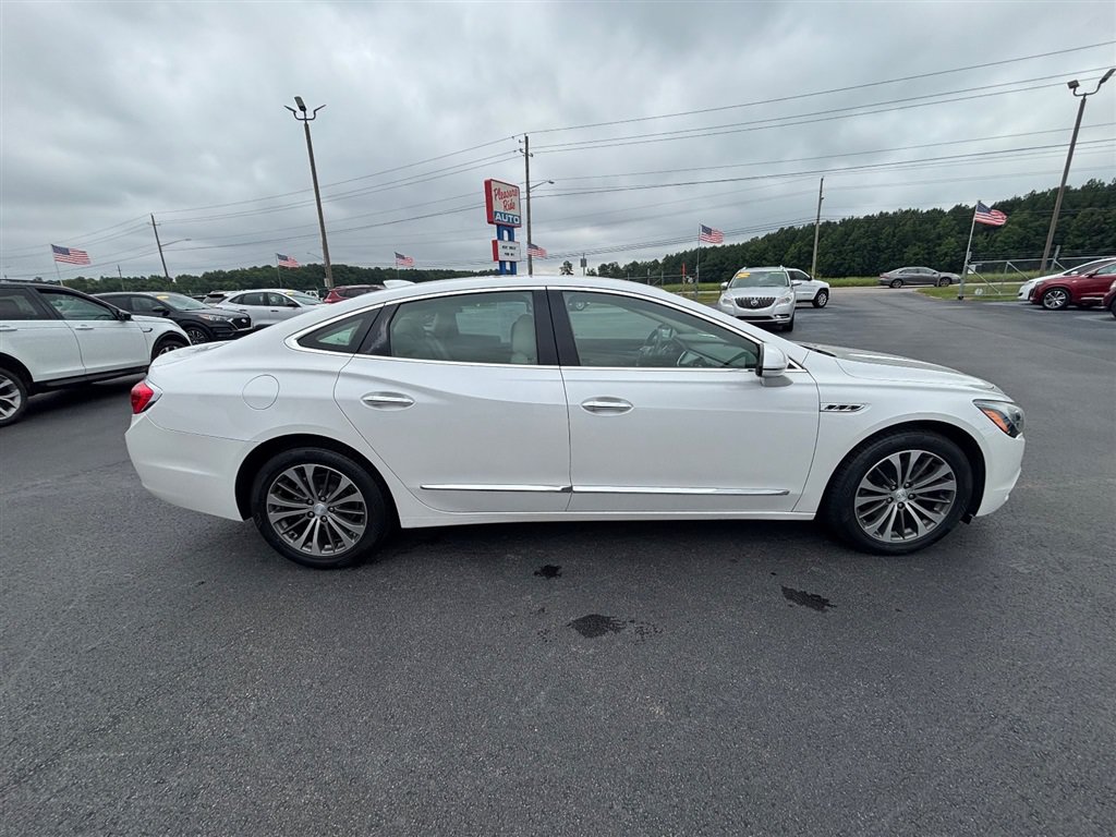 Used 2018 Buick LaCrosse Essence FWD image 7