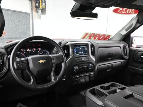 Used 2025 Chevrolet Silverado 1500 Custom image 19